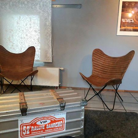 Au Virage De Stavelot Apartment ภายนอก รูปภาพ